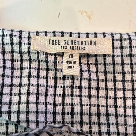 Anthropologie free generation black-and-white blouse- angel sleeves/laced waist - Picture 7 of 7